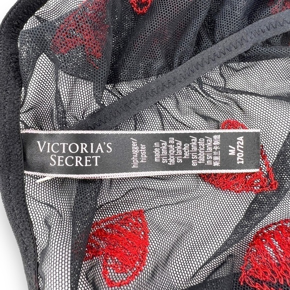 Victorias Secret Set Of Two Lace Panties Thong Cheeky Heart Print Lingerie  Med - Picture 11 of 14